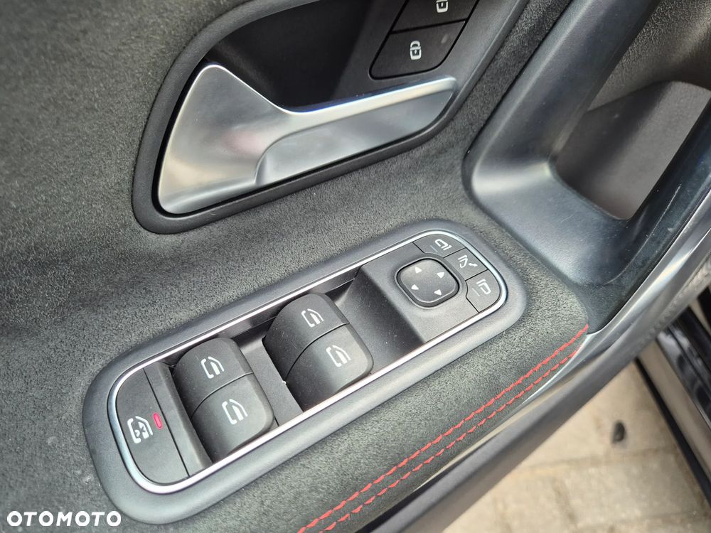 Mercedes-Benz CLA 220 d 8G-DCT AMG Line - 33