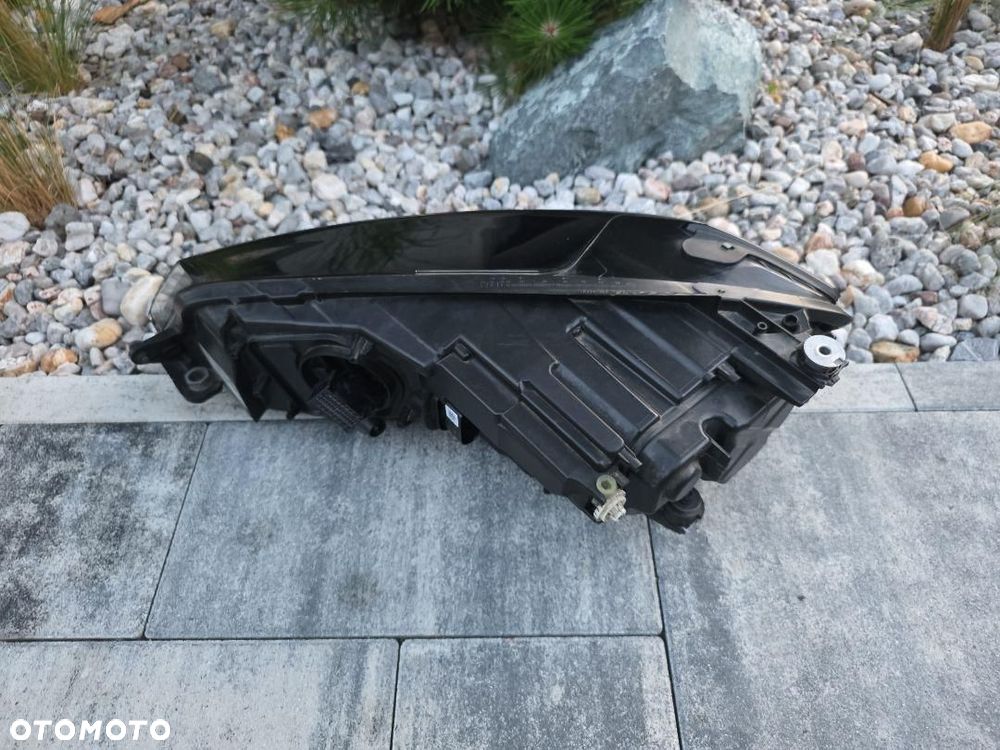 VW GOLF 7 VII 5G1 LIFT R-LINE Lampa prawa przód Full Led Matrix 5G1941060 - 8