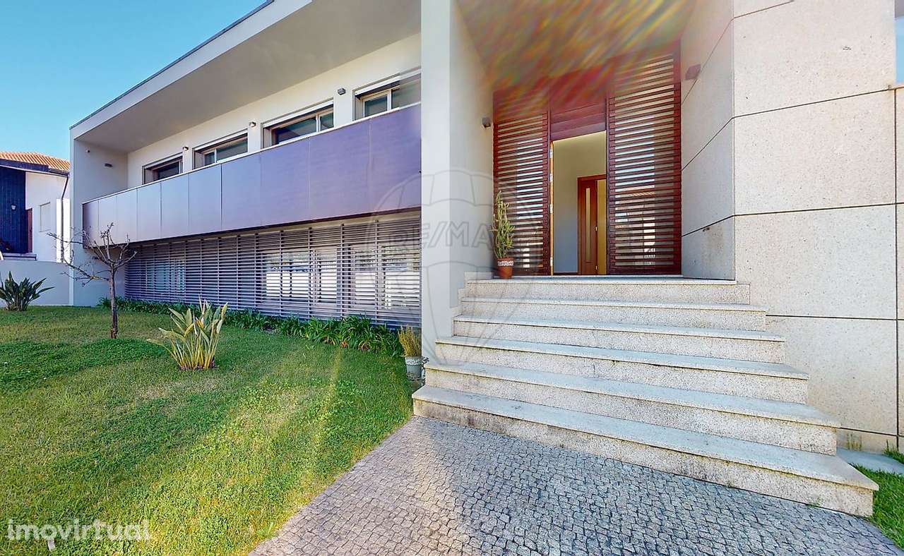 Moradia T5 para venda - Grande imagem: 2/46