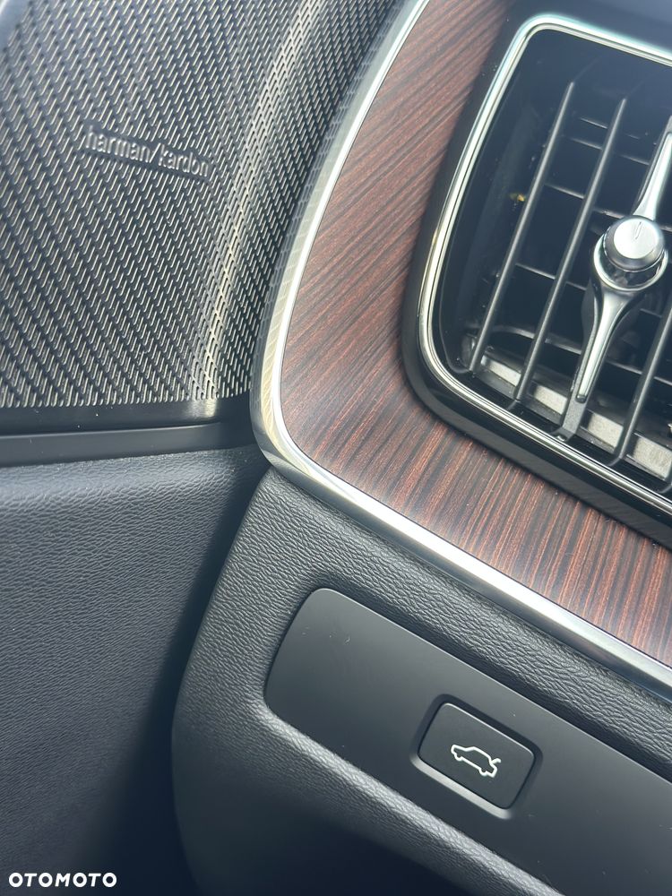 Volvo XC 60 B5 B AWD Plus Bright - 15