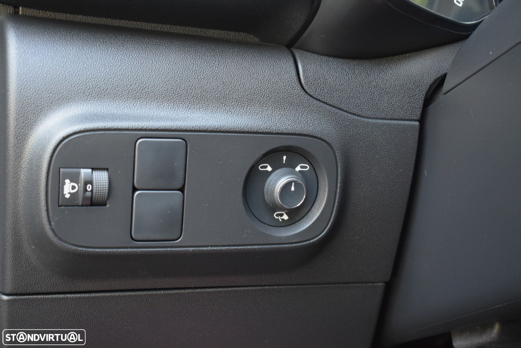 Citroën C3 1.2 PureTech Shine - 15