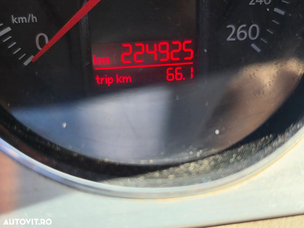 Volkswagen Passat 2.0TDI Highline DPF - 8