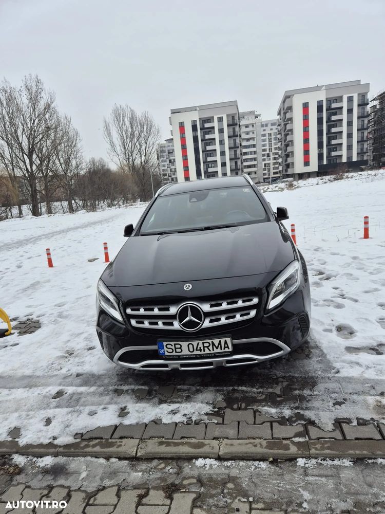 Mercedes-Benz GLA 200 d 4MATIC Aut. - 3