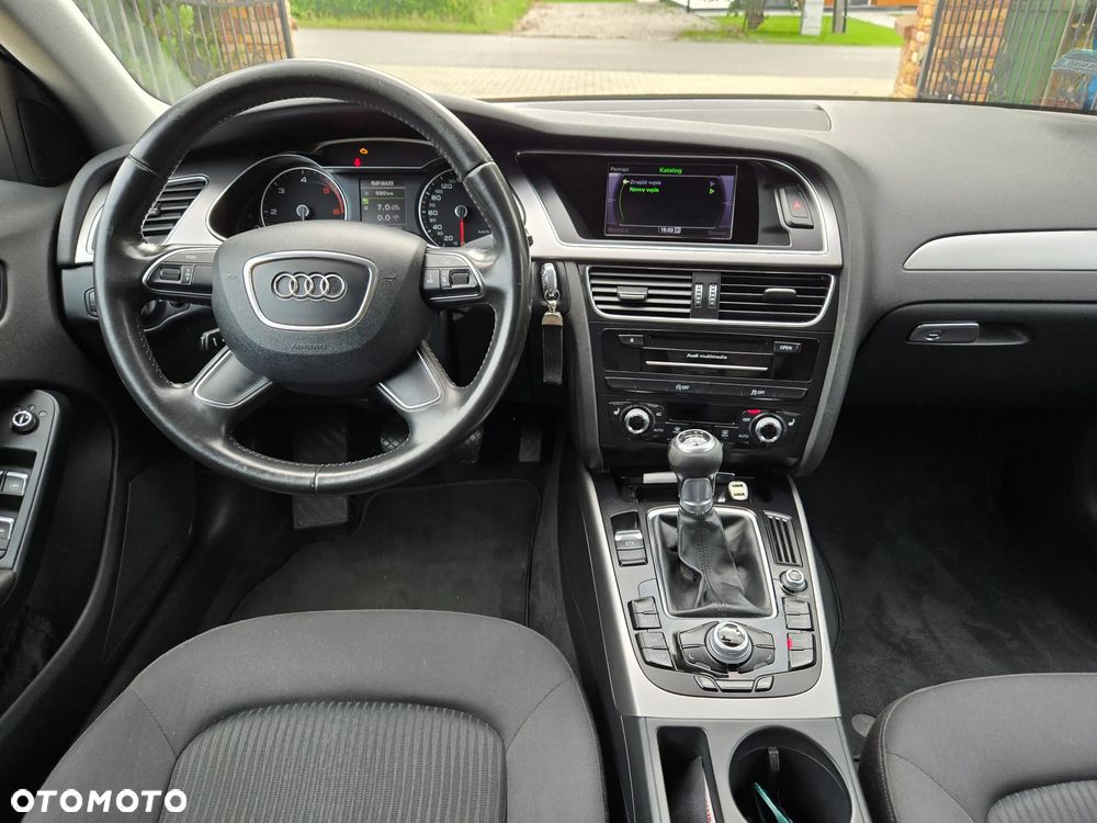 Audi A4 Avant - 22