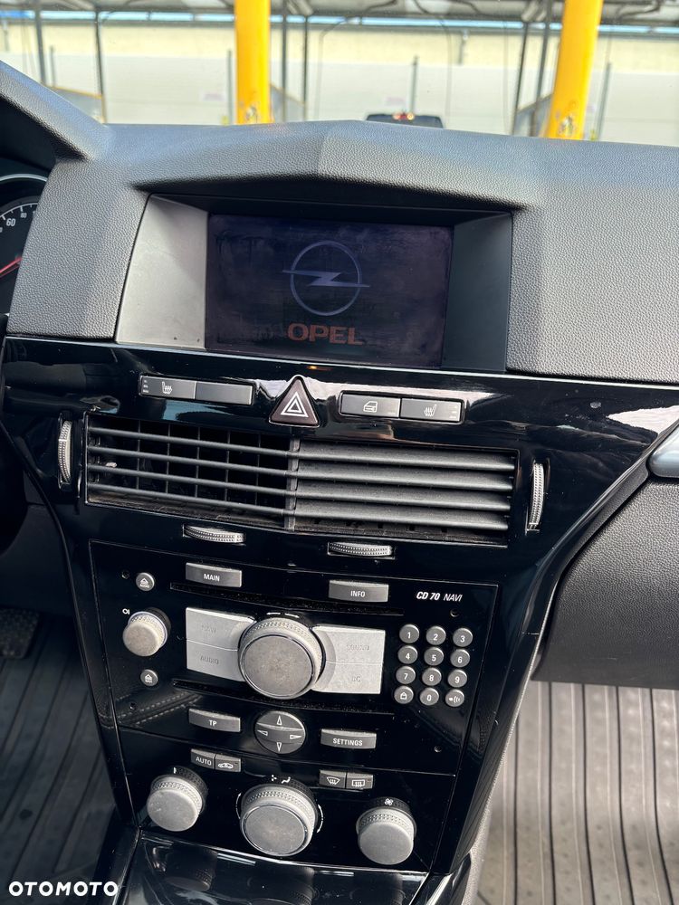 Opel Astra 1.9 CDTI Edition - 24