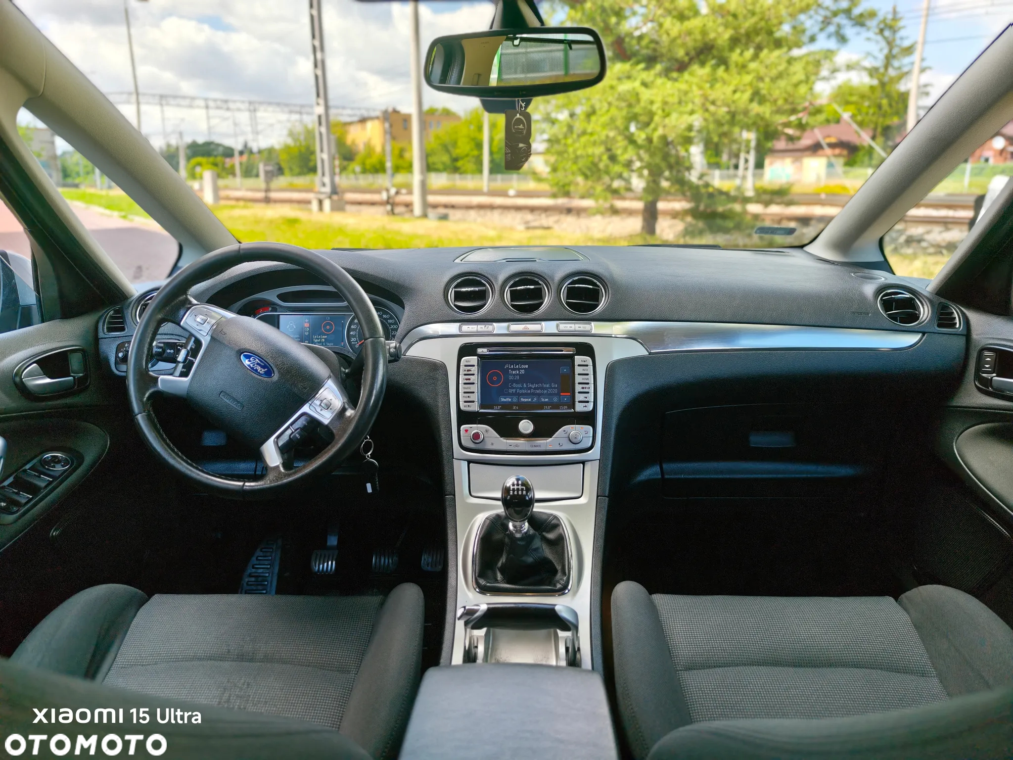 Ford S-Max 2.5 Titanium - 9
