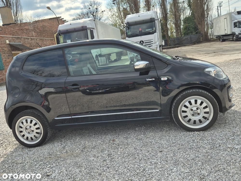 Volkswagen up! 1.0 street - 15