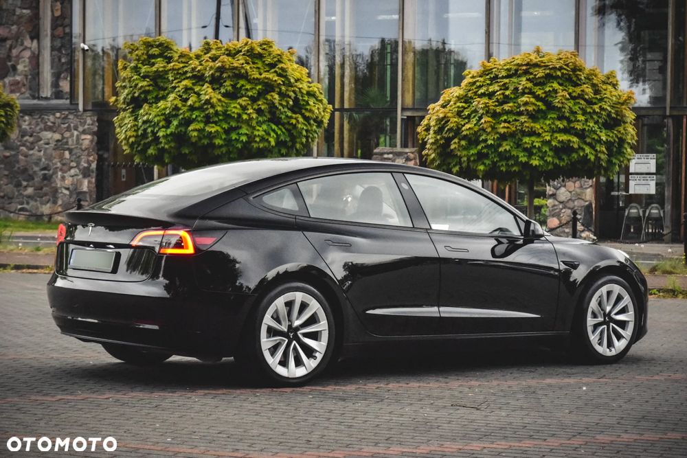 Tesla Model 3 Standard Range Plus - 14
