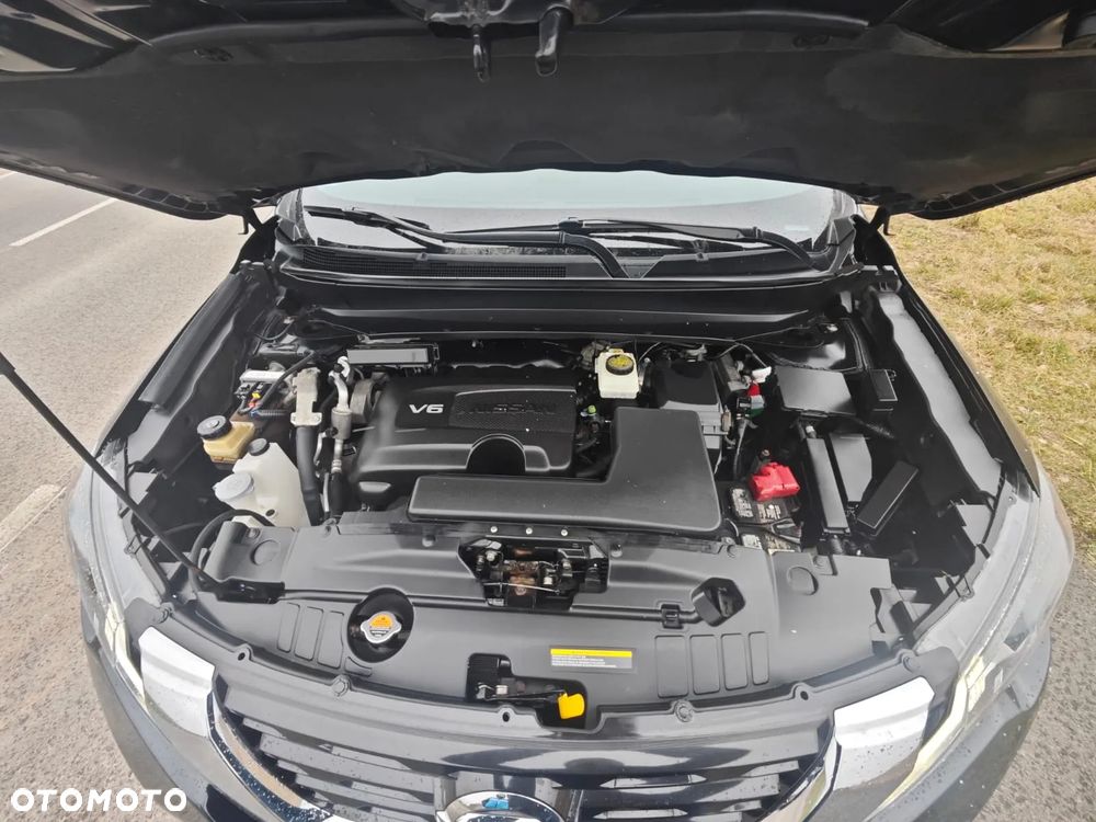 Nissan Pathfinder - 6