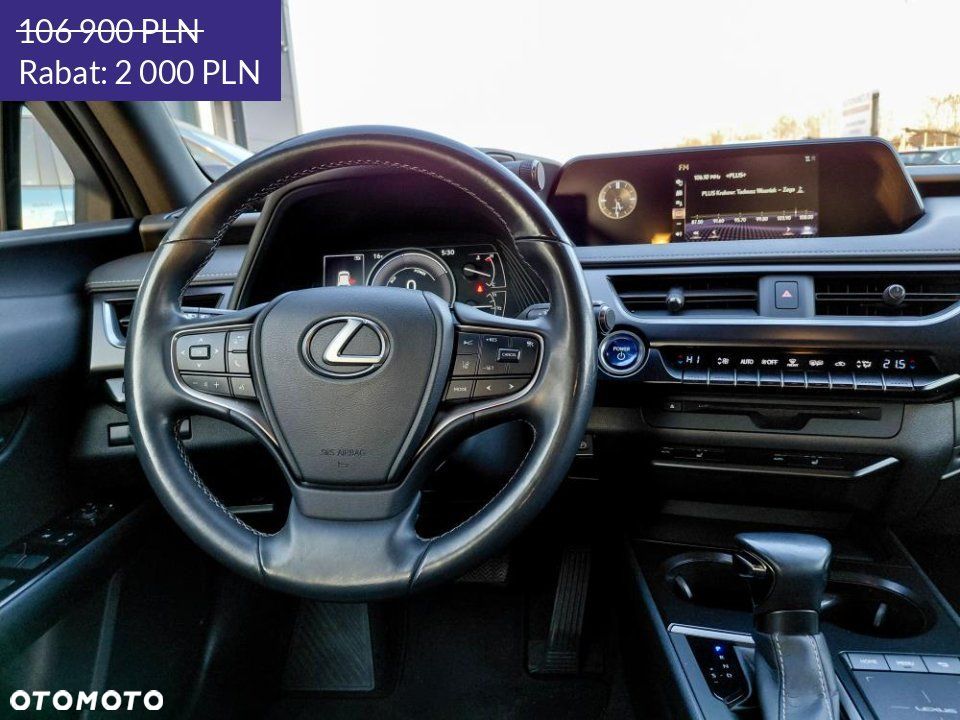 Lexus UX - 18