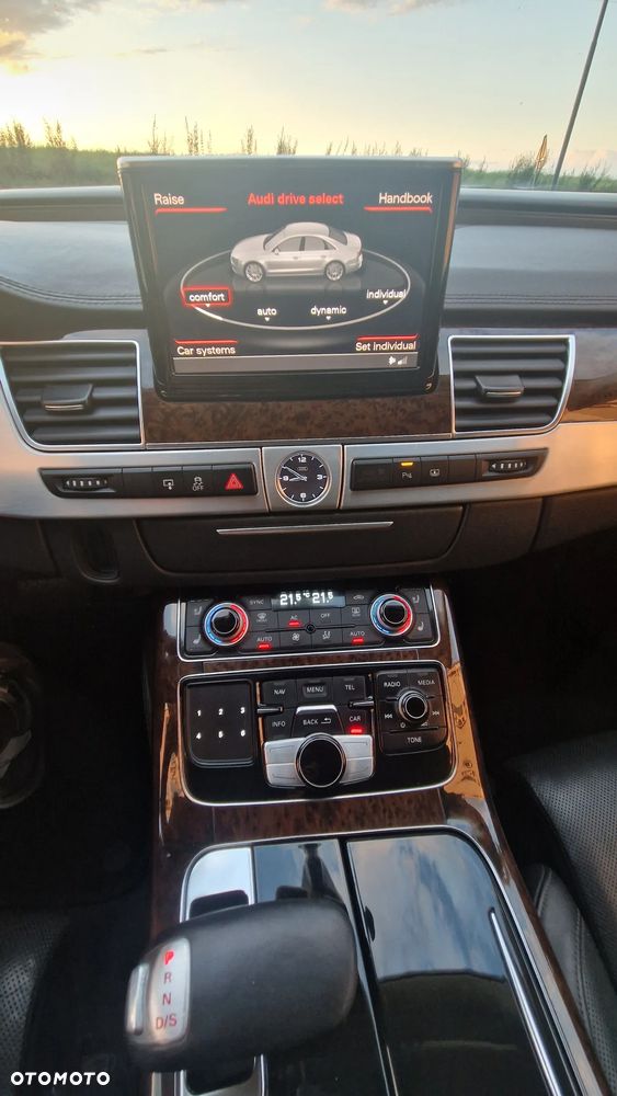 Audi A8 4.2 TDI Quattro - 6