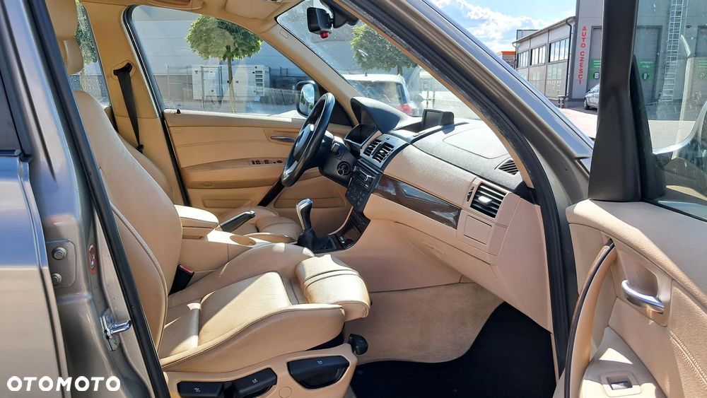 BMW X3 xDrive20i - 13