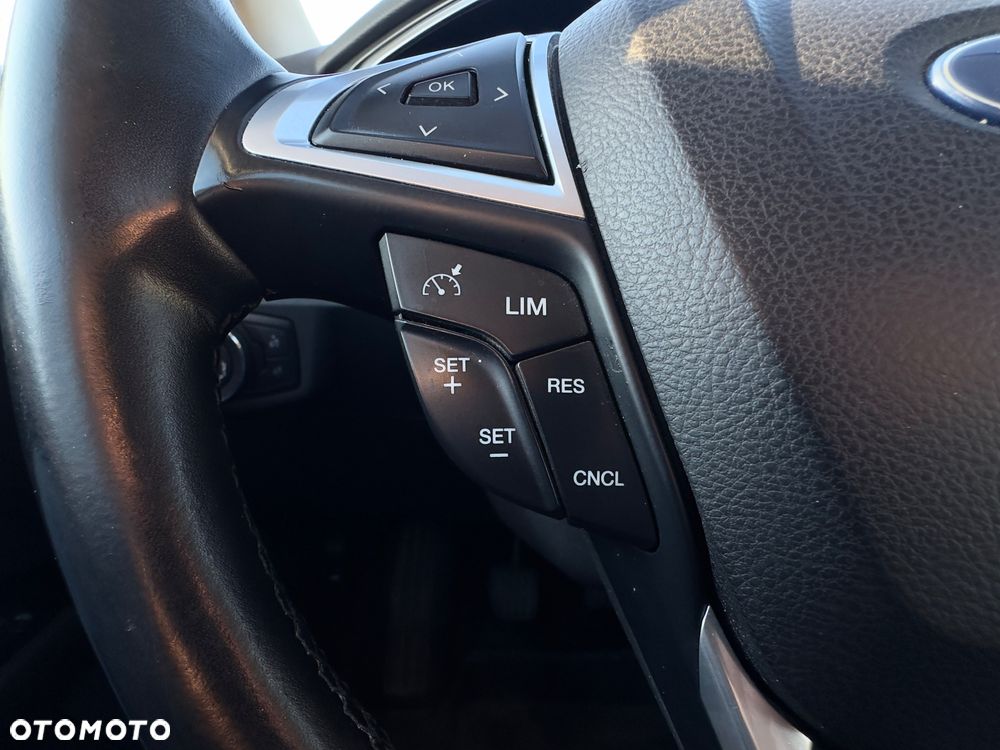 Ford Mondeo - 14