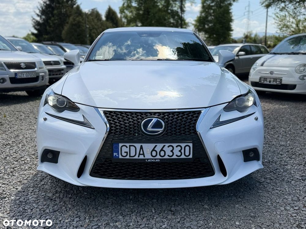 Lexus IS - 6