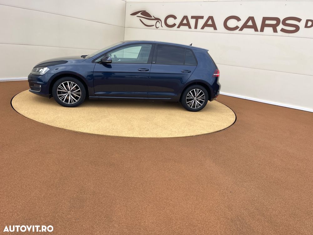 Volkswagen Golf 2.0 TDI BlueMotion Technology DSG Allstar - 6