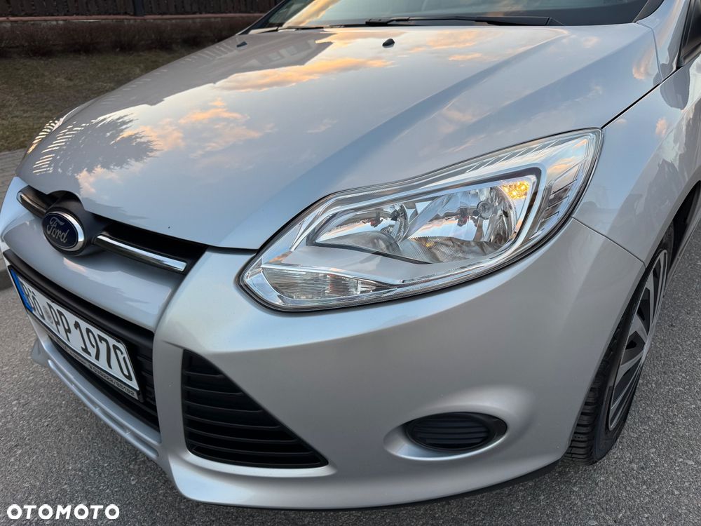Ford Focus 1.6 FF Ambiente - 9