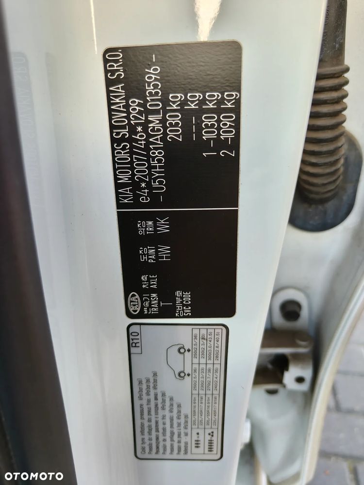 Kia Ceed - 13