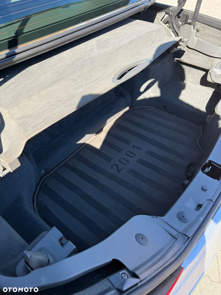 Mercedes-Benz SL - 25