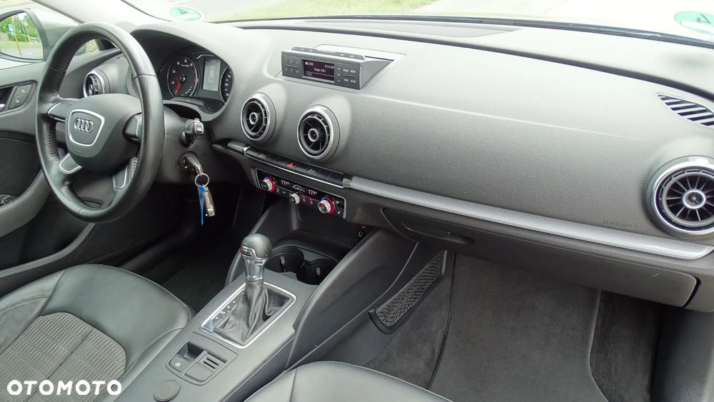 Audi A3 Sportback 1.4 TFSI S tronic Attraction - 16