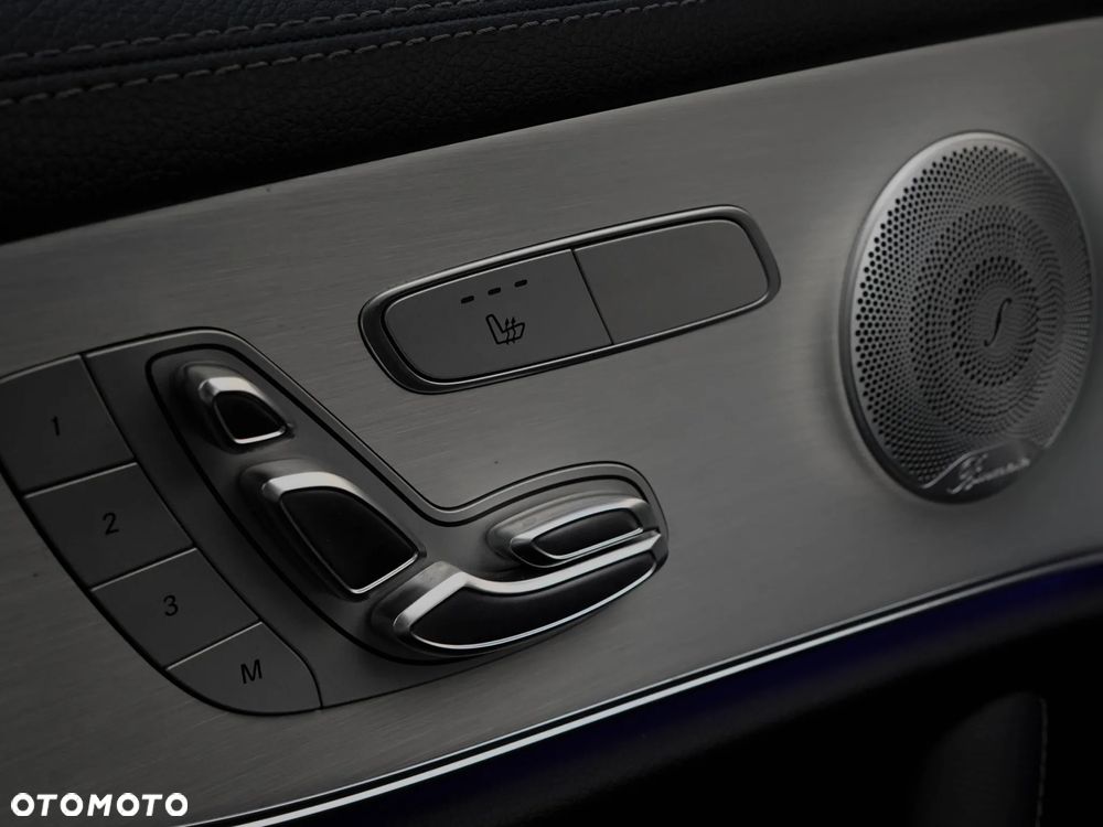 Mercedes-Benz Klasa E 220 d 4-Matic Avantgarde - 29