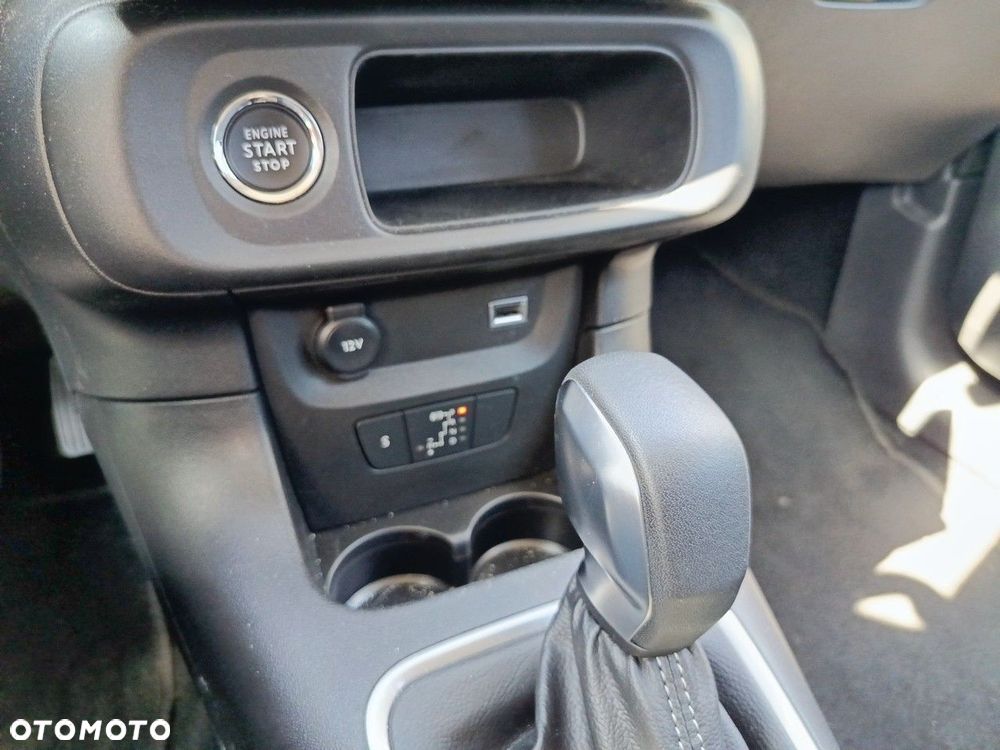 Citroën C3 1.2 PureTech Max EAT6 - 21