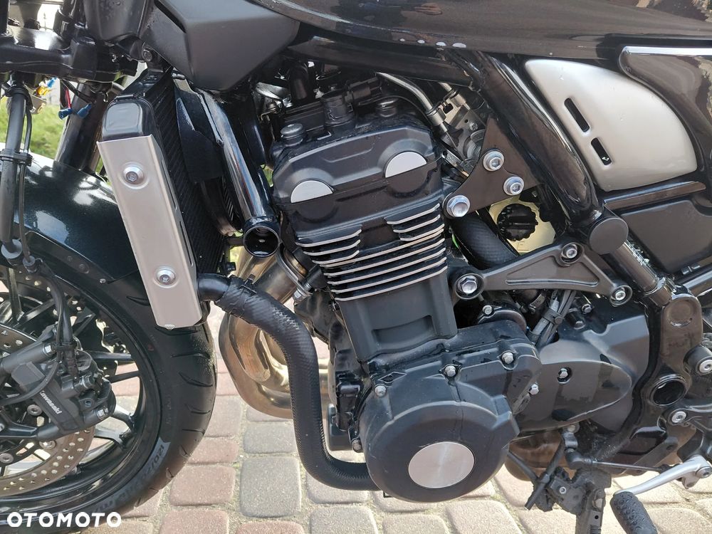 Kawasaki Z 900 - 19