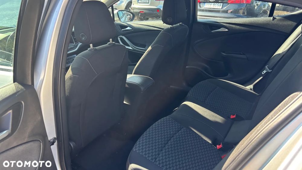 Opel Astra 1.2 Turbo Edition - 18