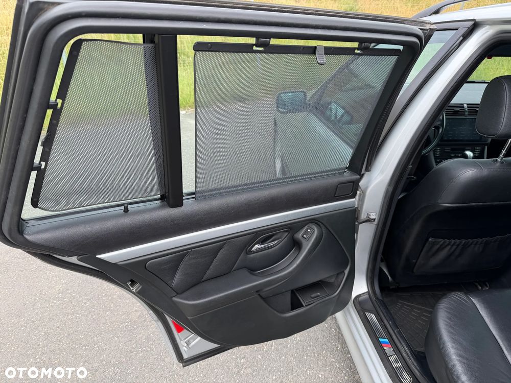 BMW Seria 5 - 37