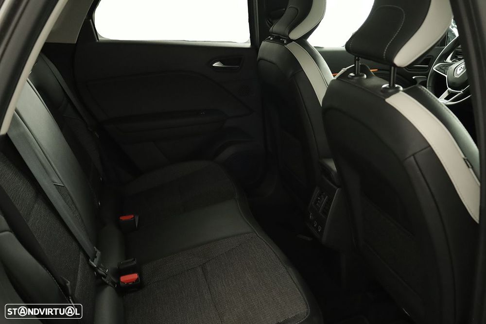 Renault Captur 1.0 TCe Techno Bi-Fuel - 24