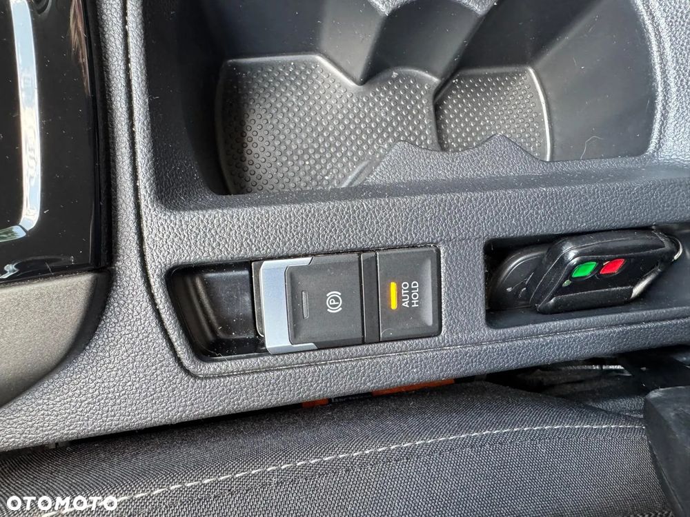 Volkswagen T-Roc 1.0 TSI - 19