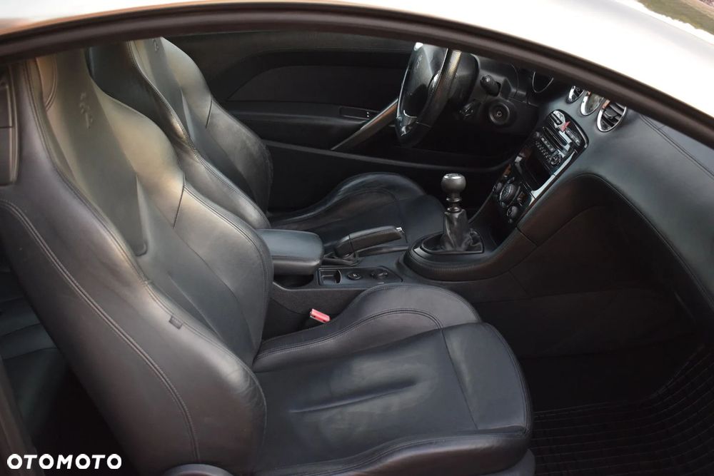 Peugeot RCZ 2.0 HDi - 13