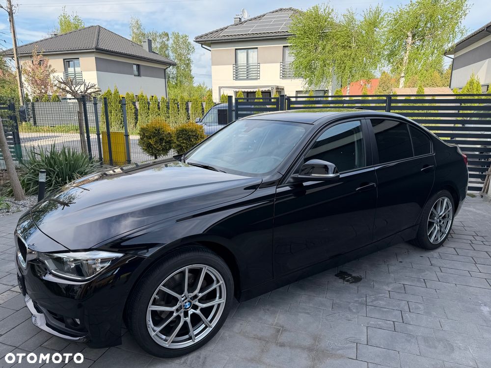 BMW Seria 3 318i GPF Sport Line Shadow - 5