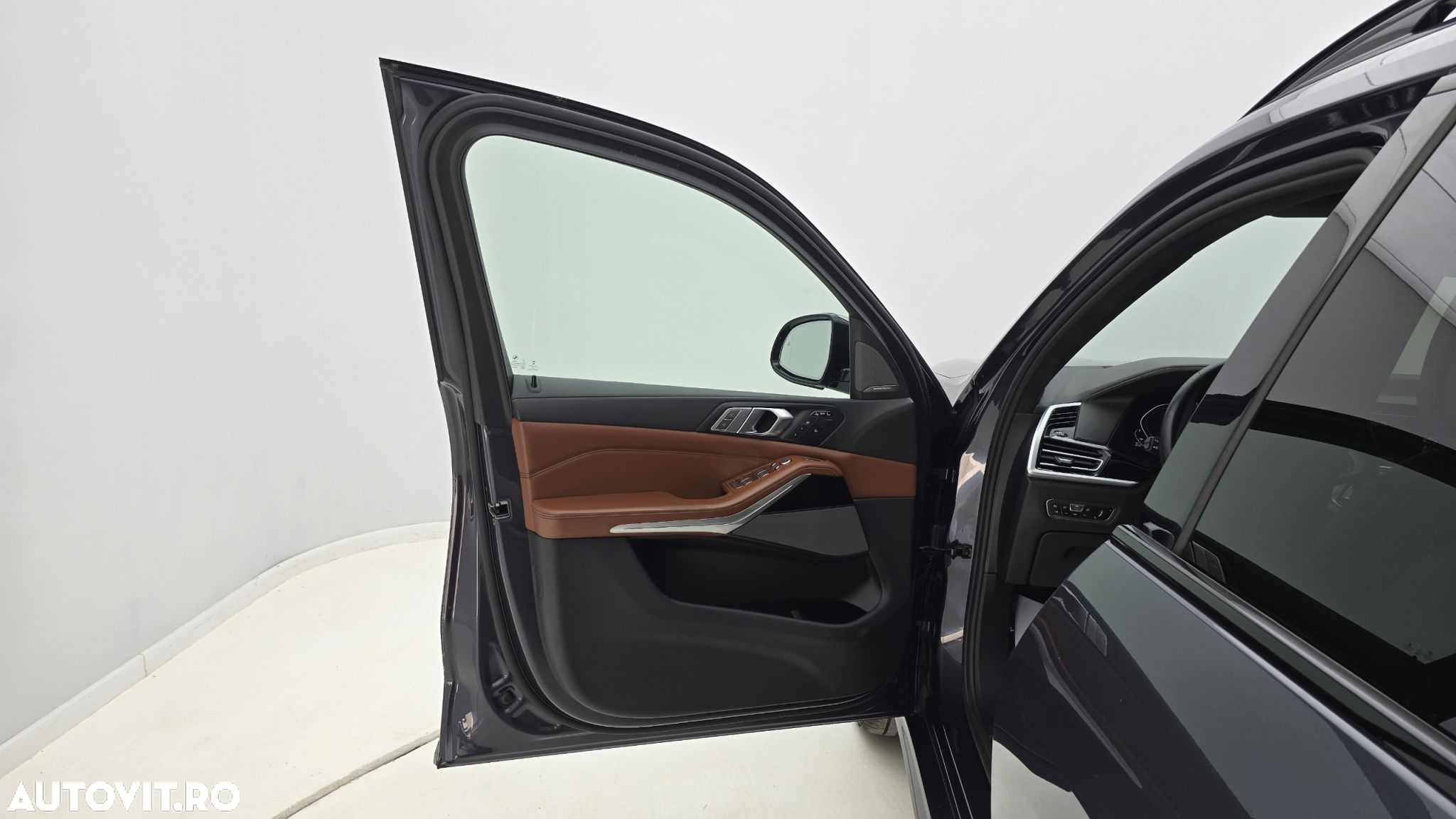 BMW X7 M50d - 10