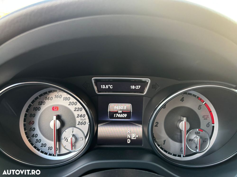 Mercedes-Benz CLA 220 CDI 7G-DCT - 13