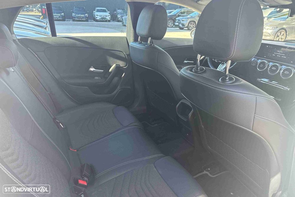 Mercedes-Benz CLA 180 d - 10