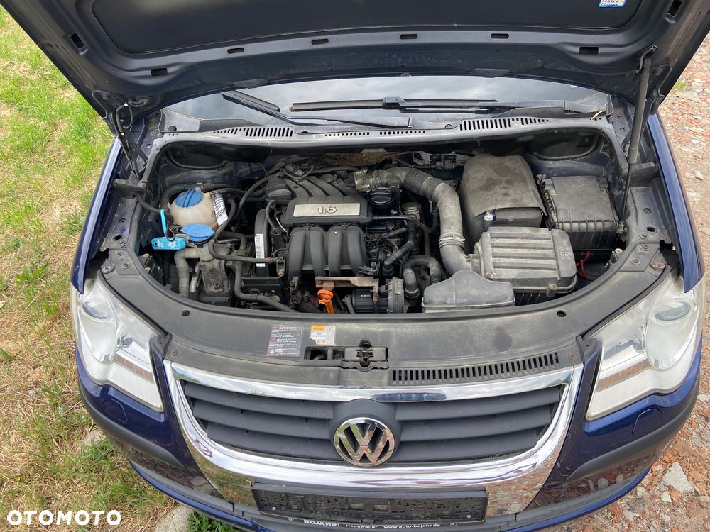 Volkswagen Touran - 2