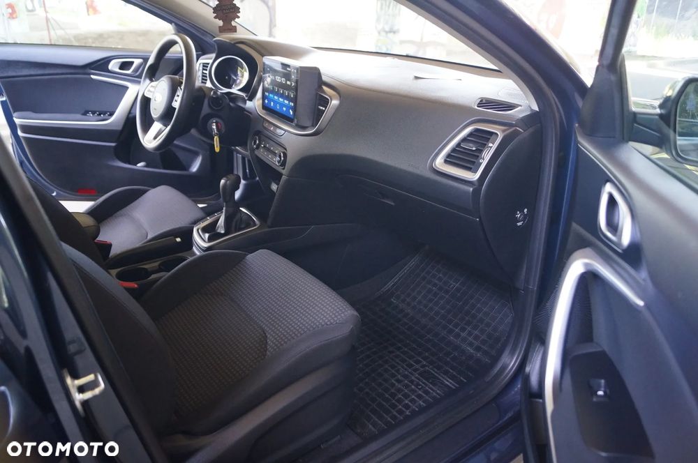 Kia Ceed 1.6 CRDi SCR L - 31