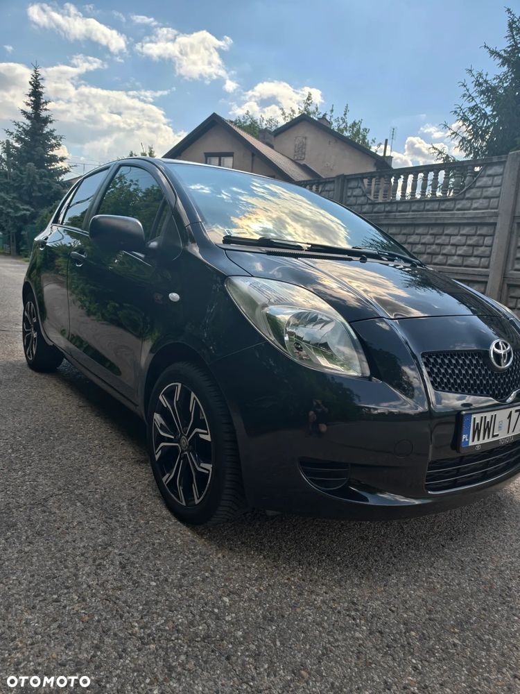 Toyota Yaris 1.3 Sol - 7