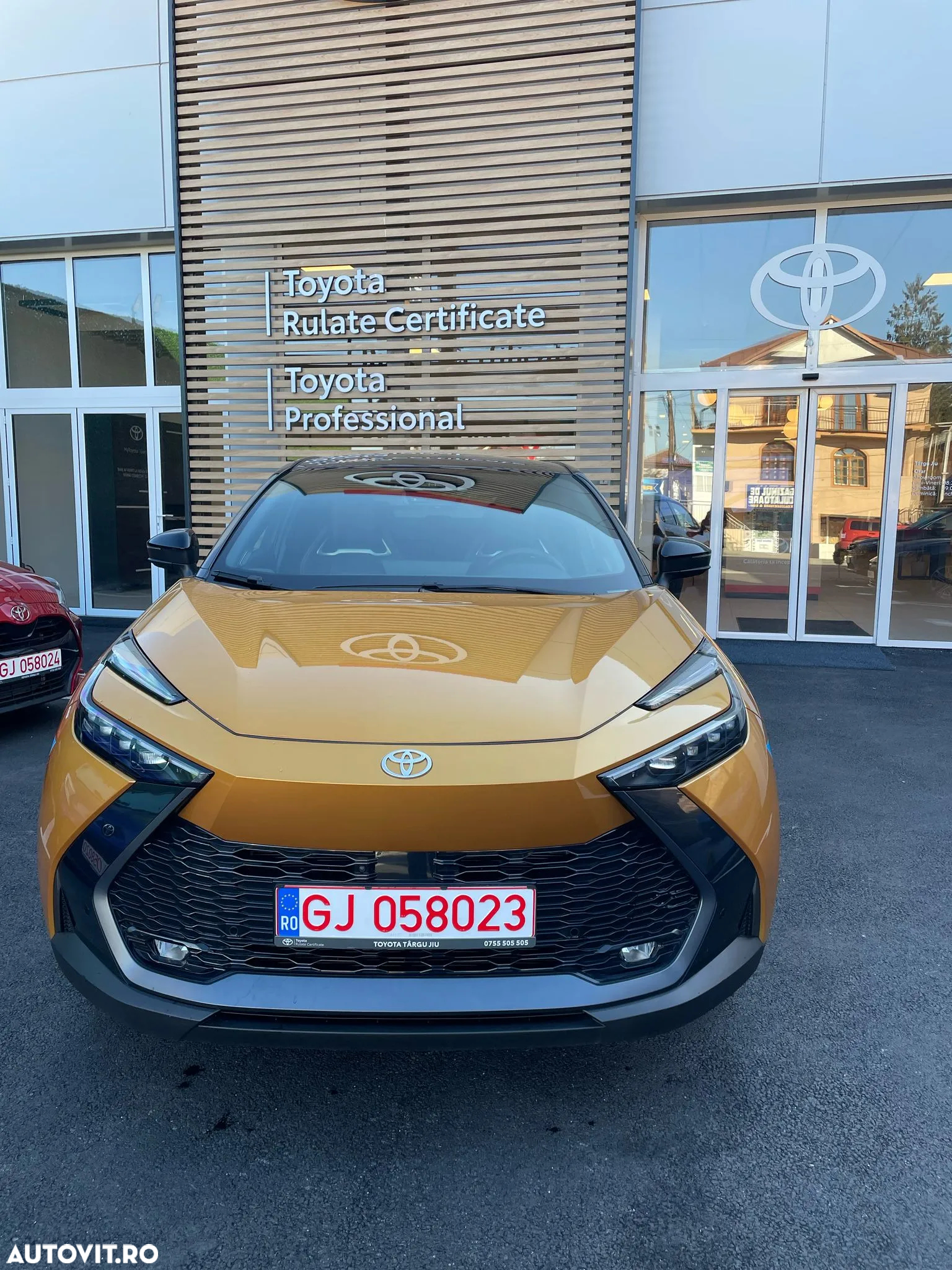 Toyota C-HR - 3