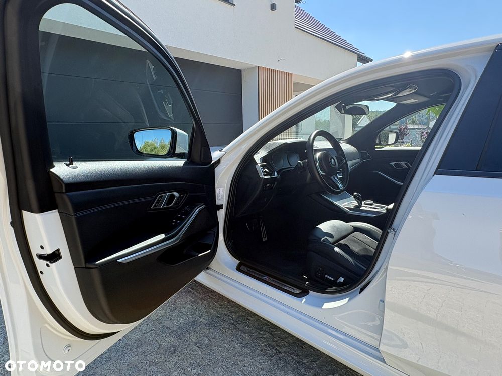 BMW Seria 3 318i M Sport - 7