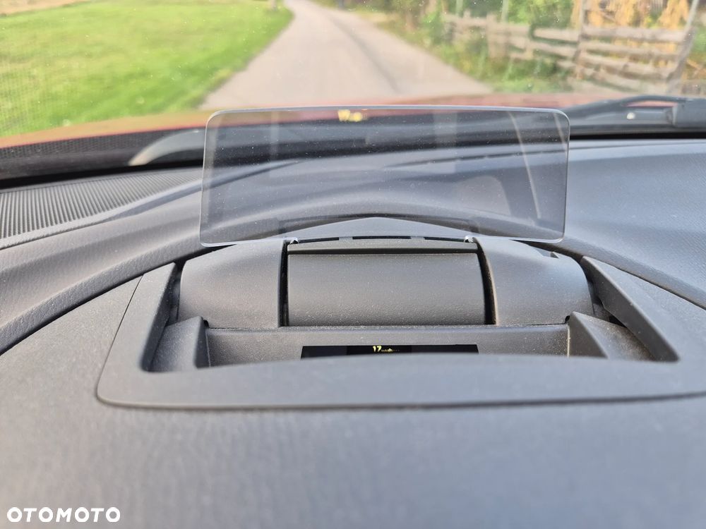 Mazda 3 SKYACTIV-G 120 Sports-Line - 32