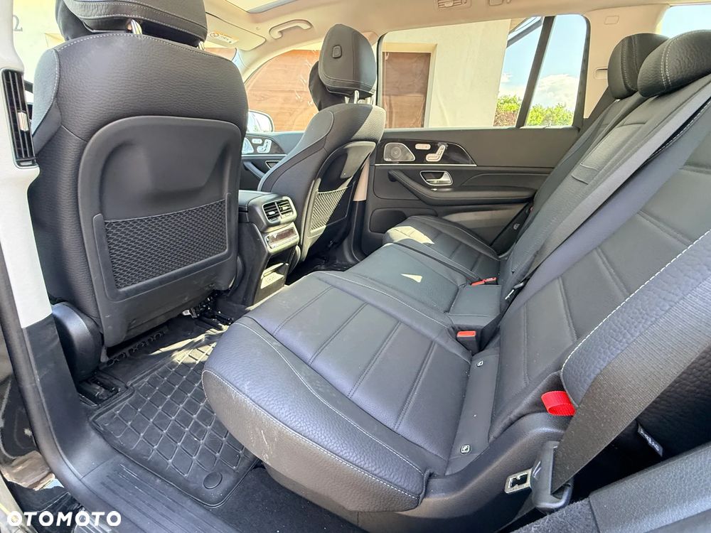 Mercedes-Benz GLS - 20