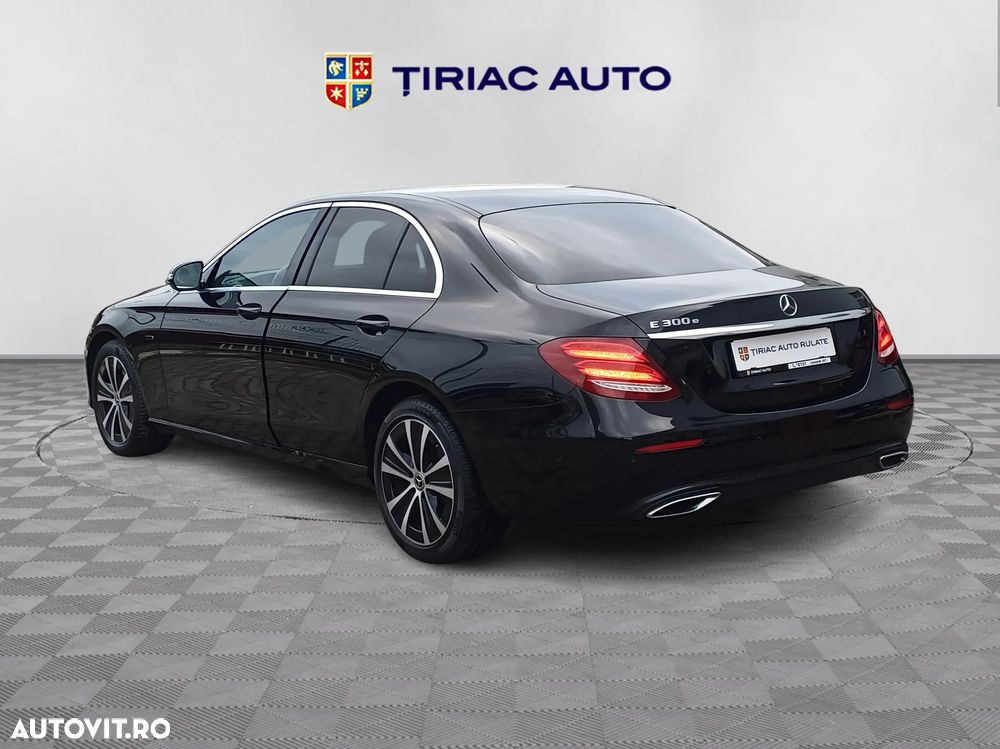 Mercedes-Benz E 300 T-Modell - 3
