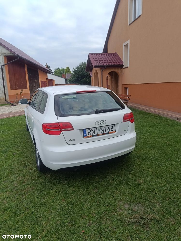 Audi A3 Sportback - 11