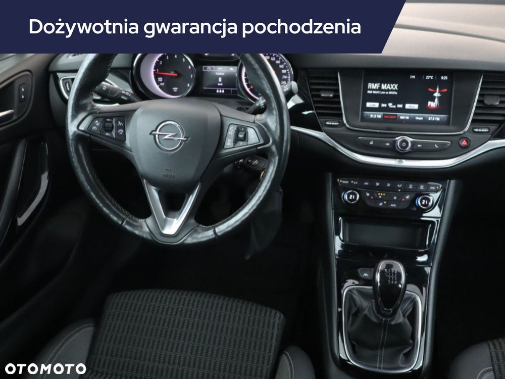 Opel Astra - 9