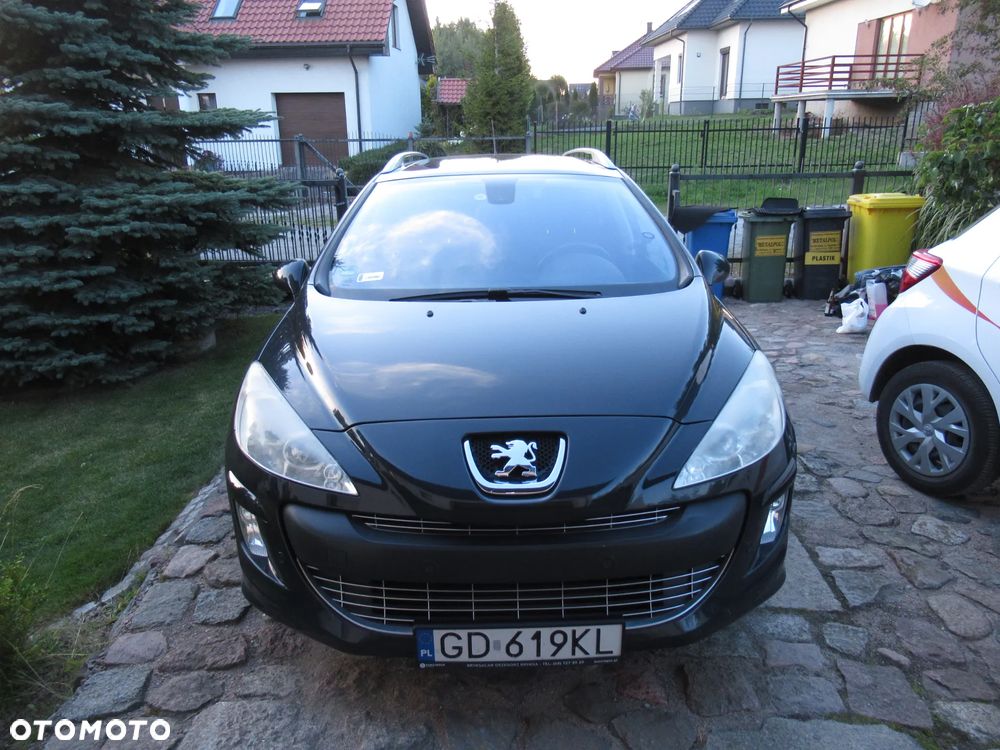 Peugeot 308 - 1