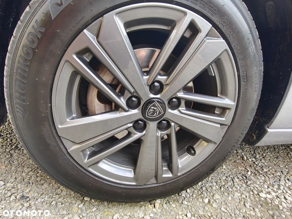 Peugeot 308 1.5 BlueHDi Allure S&S - 24