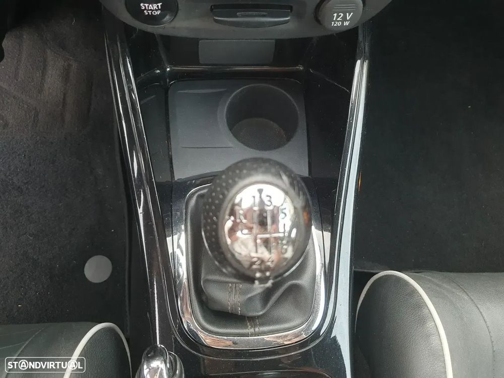 Renault Mégane Sport Tourer 1.6 dCi Bose Edition SS - 23