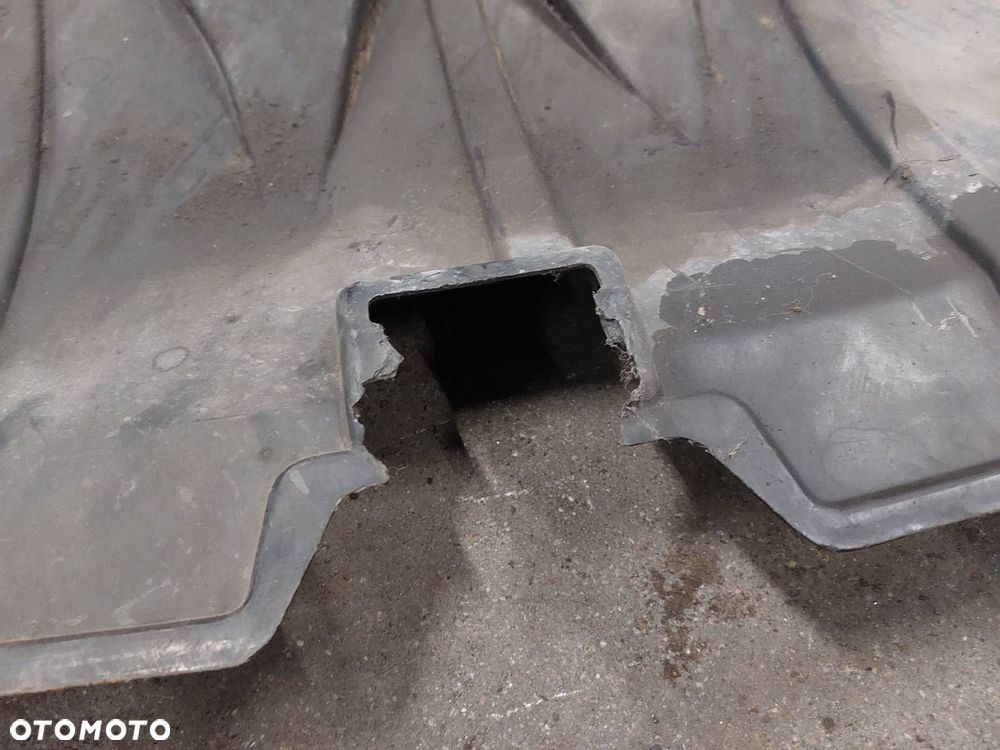 OSŁONA SILNIKA DOLNA AUDI 80 B4 2.0 8V 8A0863823 - 4