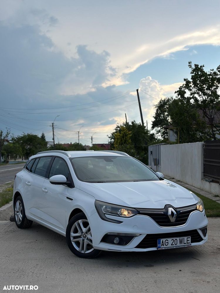 Renault Megane ENERGY dCi Zen - 4